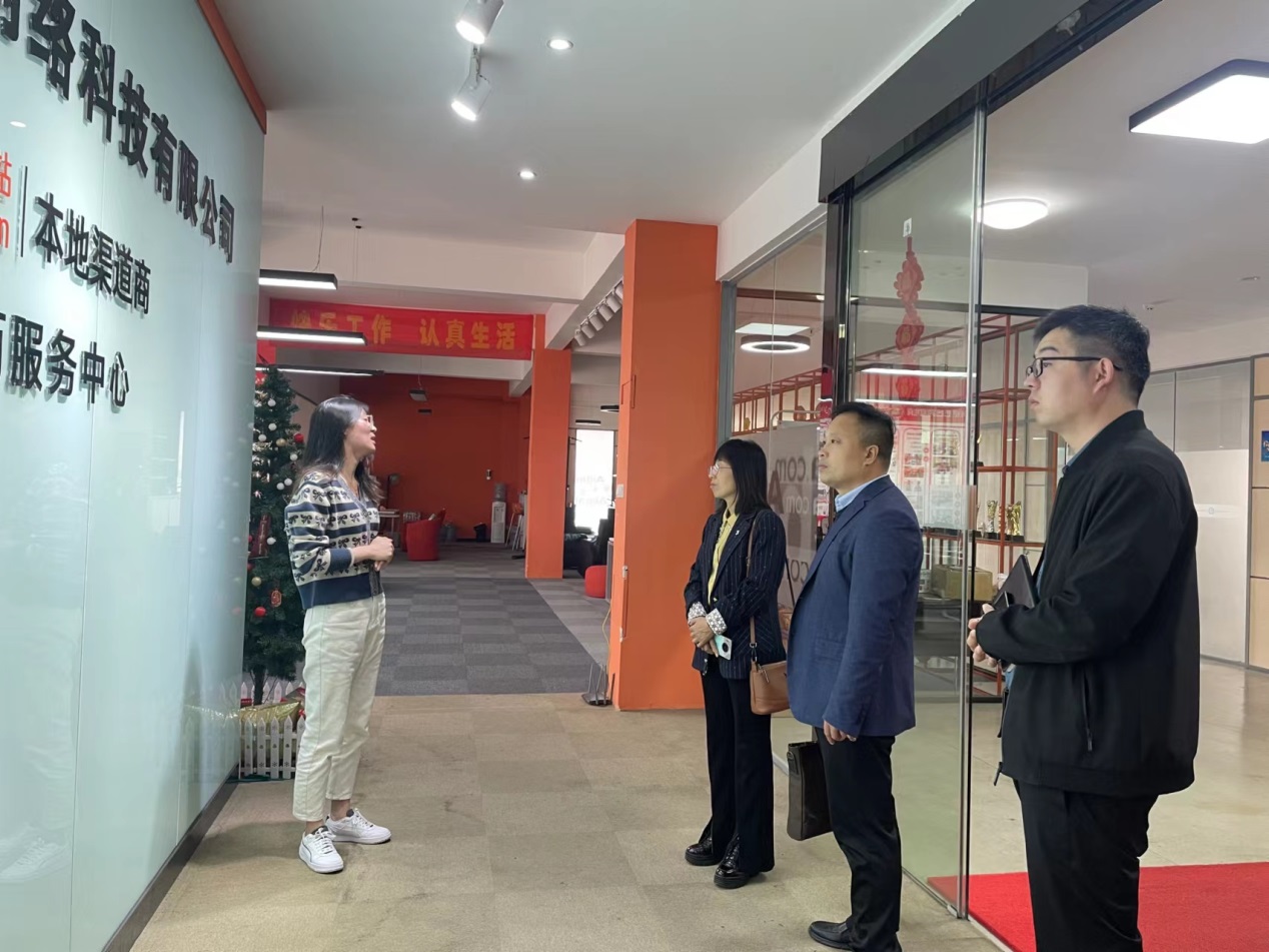 说明: C:\Users\Administrator\Desktop\九九热精品视频开展访企拓岗促就业专项活动\九九热精品视频开展访企拓岗促就业专项活动\微信图片_20230428093858.jpg