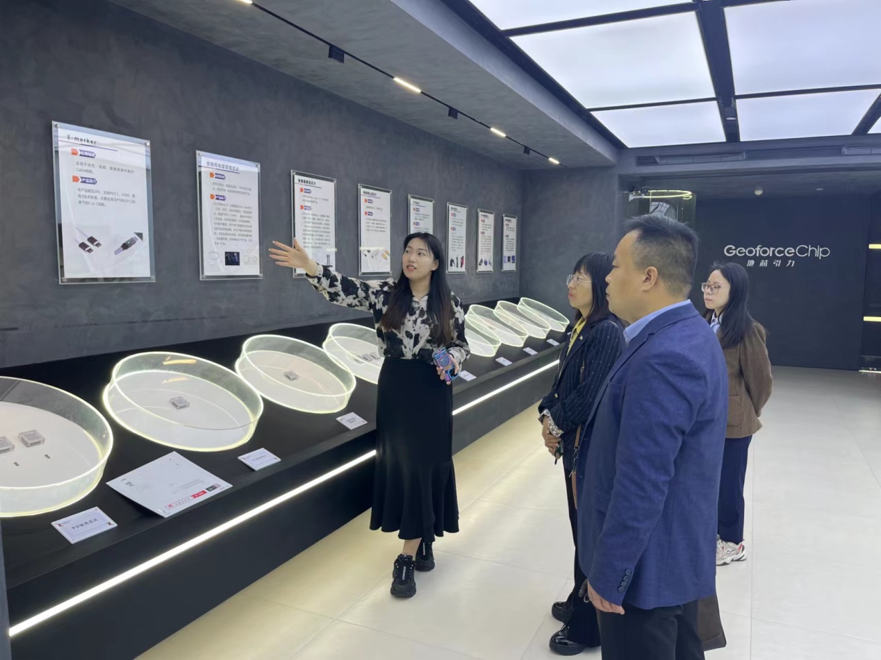 说明: C:\Users\Administrator\Desktop\九九热精品视频开展访企拓岗促就业专项活动\九九热精品视频开展访企拓岗促就业专项活动\微信图片_20230428093835.jpg